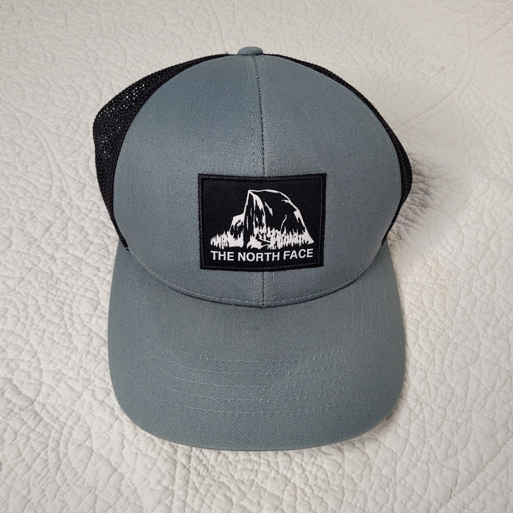 The North Face Men's Truckee Trucker Hat